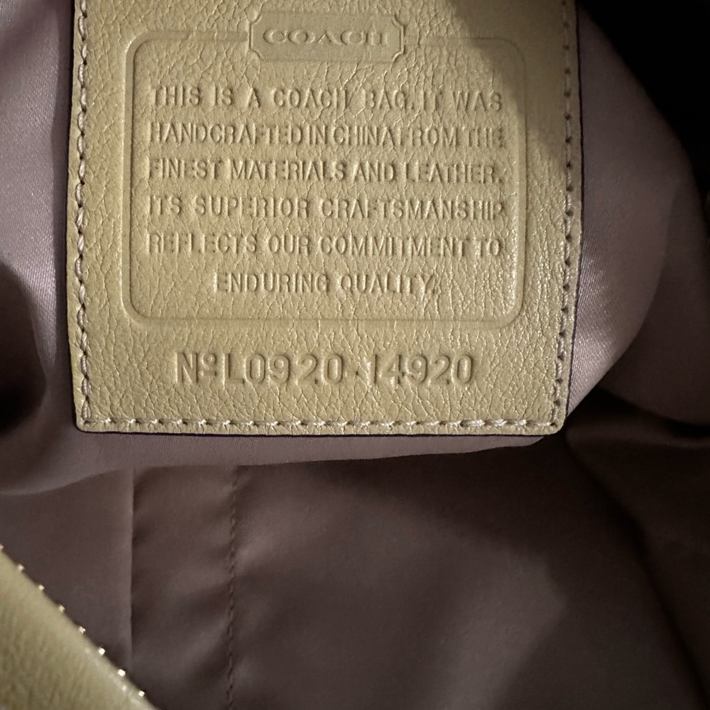 COACH ❤️ Kristin Embossed Metallic Python Large Tote Bag~STYLE #14920~NWT - Picture 12 of 15